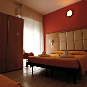 *** Hotel Marebello Italia